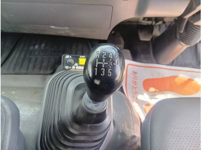 いすゞフォワードダンプ中型（4t）[写真25]