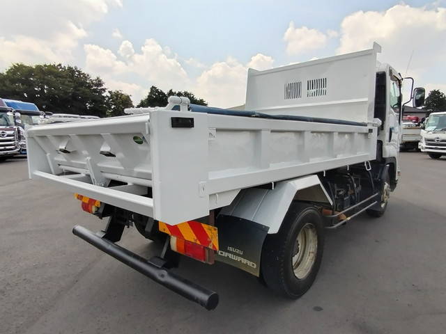 いすゞフォワードダンプ中型（4t）[写真06]