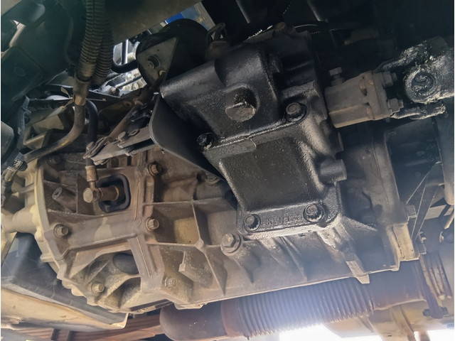 三菱ふそうキャンターパッカー車（塵芥車）小型（2t・3t）[写真23]