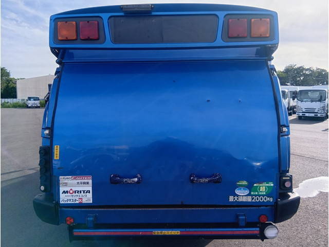 三菱ふそうキャンターパッカー車（塵芥車）小型（2t・3t）[写真05]