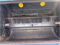 三菱ふそうキャンターパッカー車（塵芥車）小型（2t・3t）[写真08]