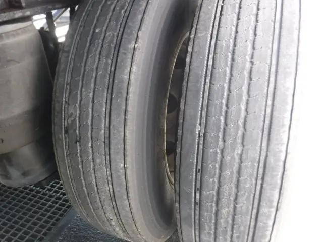 その他のメーカーその他の車種煽付平床式トレーラー大型（10t）[写真15]