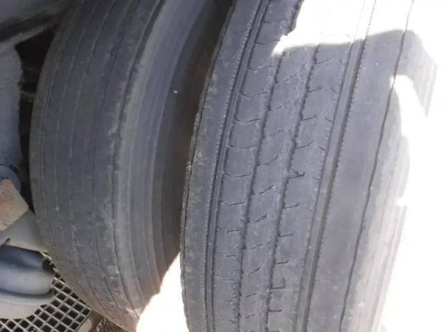 その他のメーカーその他の車種煽付平床式トレーラー大型（10t）[写真18]