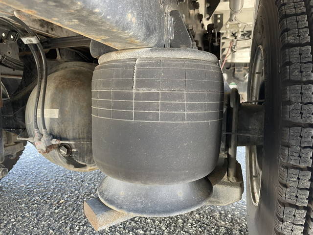 三菱ふそうファイターアルミウイング中型（4t）[写真26]