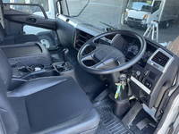 三菱ふそうファイターアルミウイング中型（4t）[写真32]