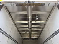 三菱ふそうファイターアルミウイング中型（4t）[写真13]