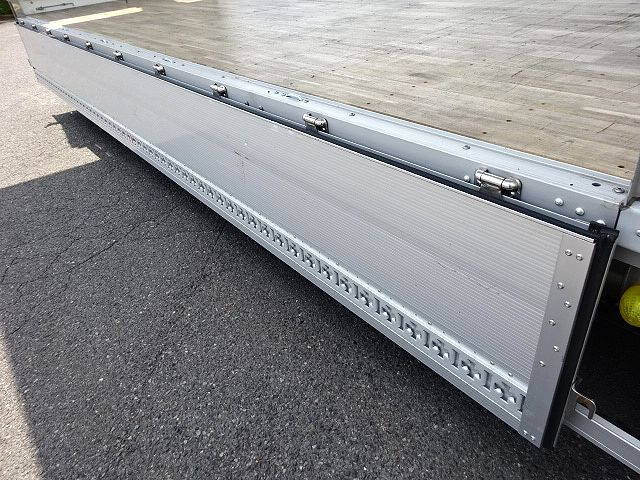 三菱ふそうファイターアルミウイング中型（4t）[写真18]