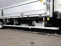 三菱ふそうファイターアルミウイング中型（4t）[写真23]