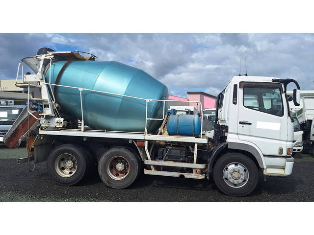 中古ミキサー車（コンクリートミキサー） 三菱ふそう 鳥取・徳島