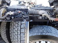 UDトラックスクオンアルミウイング大型（10t）[写真11]