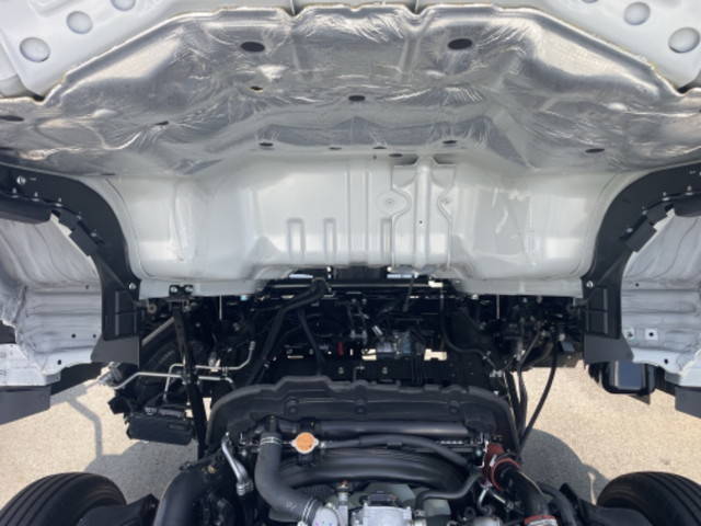 いすゞエルフ平ボディ小型（2t・3t）[写真18]