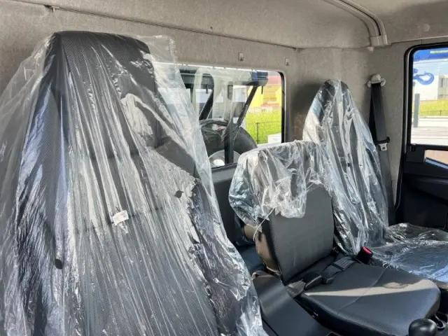 三菱ふそうファイターコンテナ専用車中型（4t）[写真16]