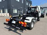 三菱ふそうファイターコンテナ専用車中型（4t）[写真02]