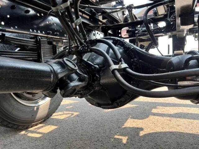 三菱ふそうファイターコンテナ専用車中型（4t）[写真32]