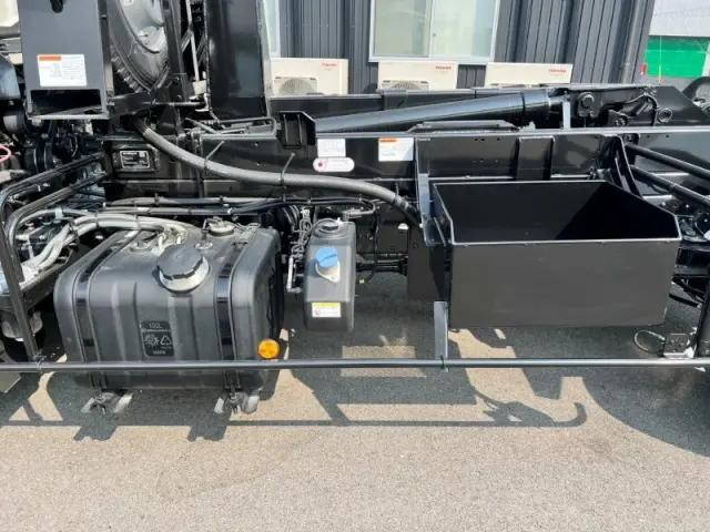 三菱ふそうファイターコンテナ専用車中型（4t）[写真37]