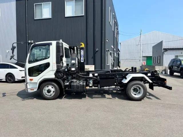 三菱ふそうファイターコンテナ専用車中型（4t）[写真05]