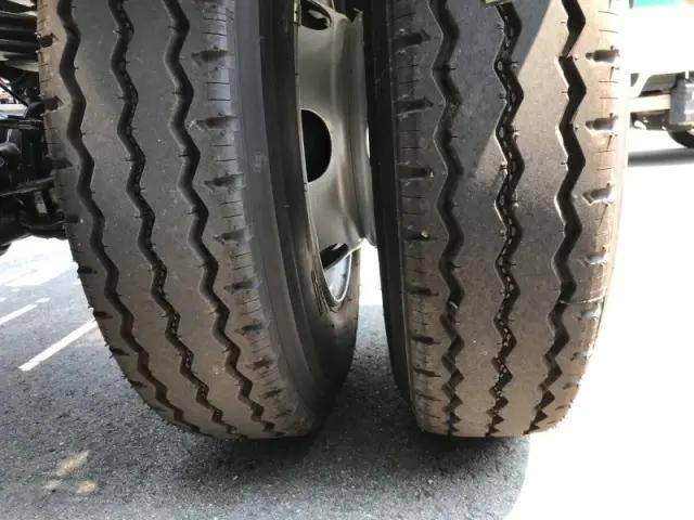 三菱ふそうファイターコンテナ専用車中型（4t）[写真22]