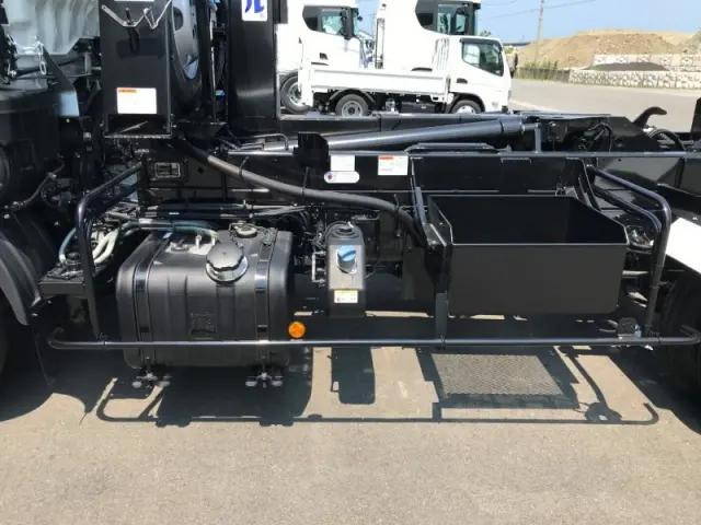 三菱ふそうファイターコンテナ専用車中型（4t）[写真36]