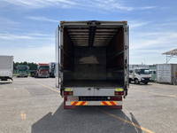 いすゞフォワードアルミウイング中型（4t）[写真12]