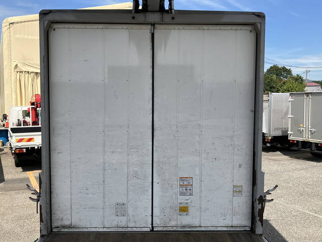 いすゞフォワードアルミウイング中型（4t）[写真15]