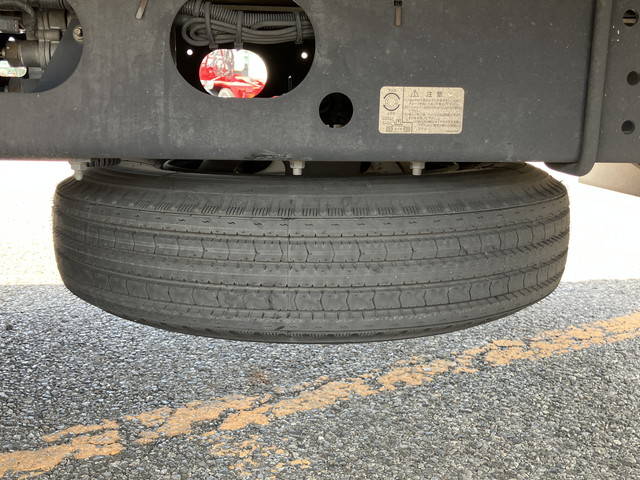 いすゞフォワードアルミウイング中型（4t）[写真23]