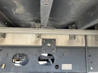 いすゞフォワードアルミウイング中型（4t）[写真24]