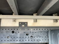 いすゞフォワードアルミウイング中型（4t）[写真25]