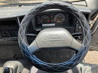 いすゞフォワードアルミウイング中型（4t）[写真35]