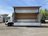 いすゞフォワードアルミウイング中型（4t）[写真06]