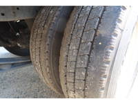 いすゞエルフ平ボディ小型（2t・3t）[写真16]