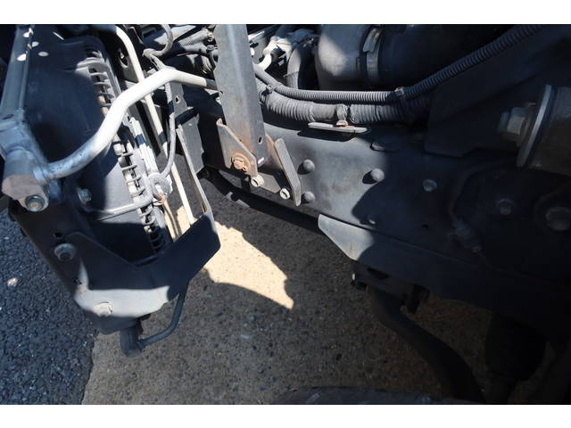 いすゞエルフ平ボディ小型（2t・3t）[写真21]