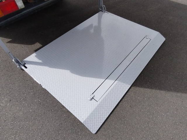 トヨタその他の車種アルミバン小型（2t・3t）[写真08]