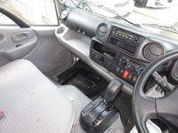 トヨタダイナアルミバン小型（2t・3t）[写真14]