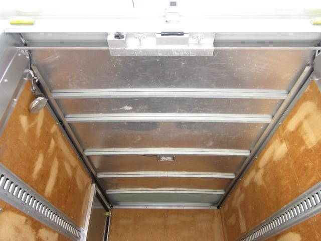 トヨタダイナアルミバン小型（2t・3t）[写真18]