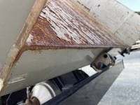 三菱ふそうキャンターダンプ小型（2t・3t）[写真14]