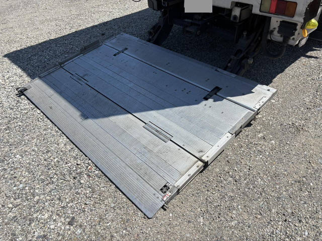 日野デュトロアルミウイング小型（2t・3t）[写真22]