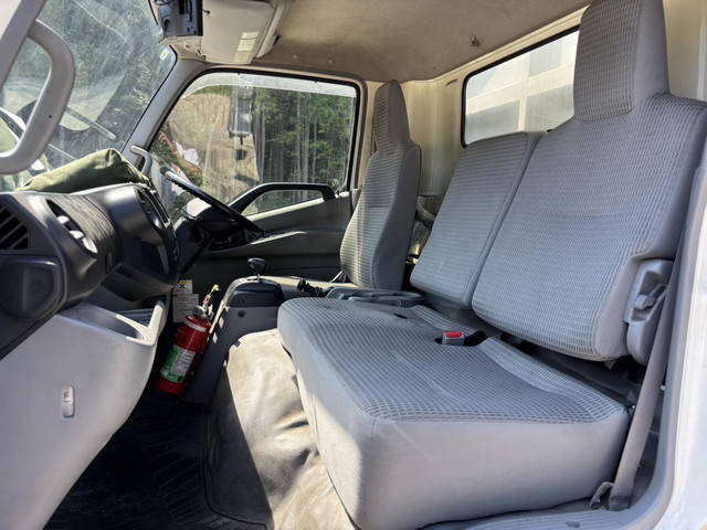 日野デュトロアルミウイング小型（2t・3t）[写真28]