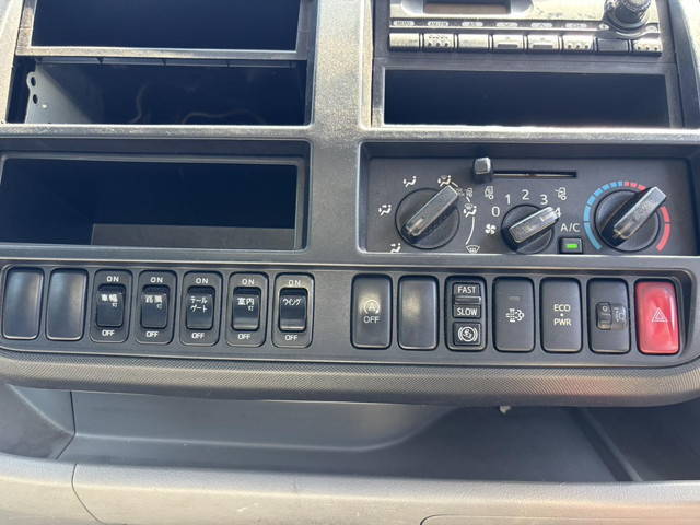 日野デュトロアルミウイング小型（2t・3t）[写真32]