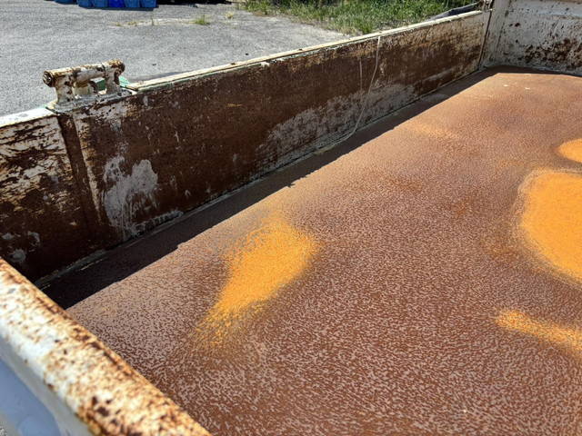 いすゞエルフダンプ小型（2t・3t）[写真10]