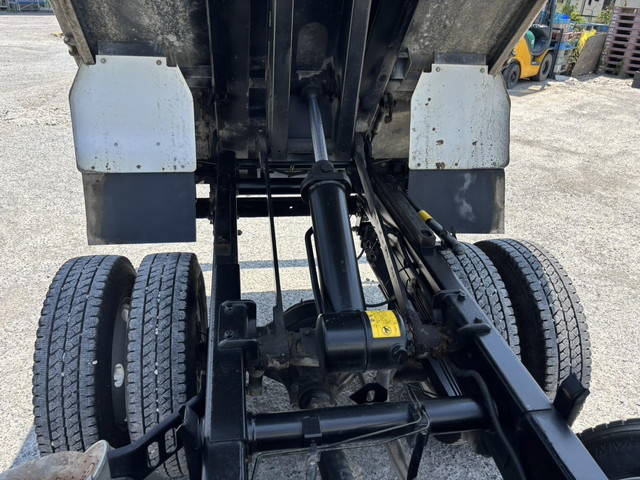 いすゞエルフダンプ小型（2t・3t）[写真21]