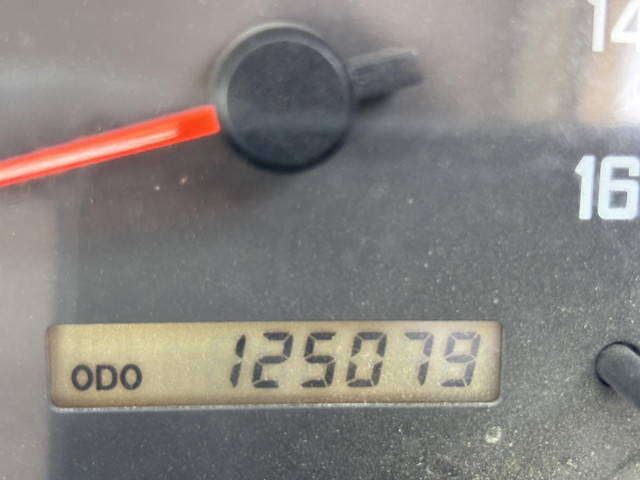 いすゞエルフダンプ小型（2t・3t）[写真40]