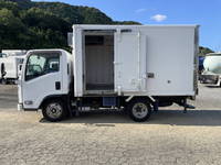 いすゞエルフ冷凍車（冷蔵車）小型（2t・3t）[写真07]