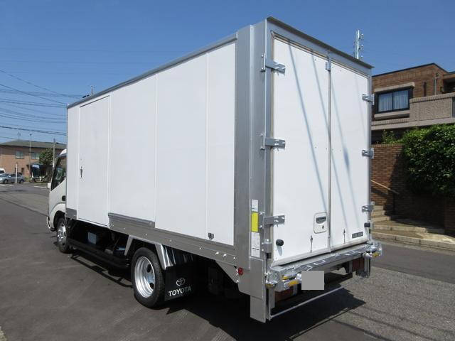 トヨタトヨエースパネルバン小型（2t・3t）[写真02]