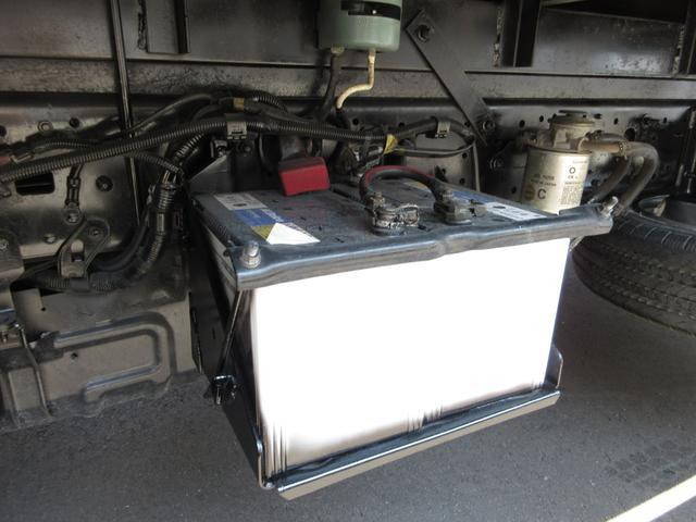 トヨタトヨエースパネルバン小型（2t・3t）[写真33]