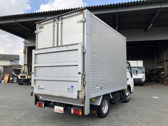 マツダタイタンアルミバン小型（2t・3t）[写真02]
