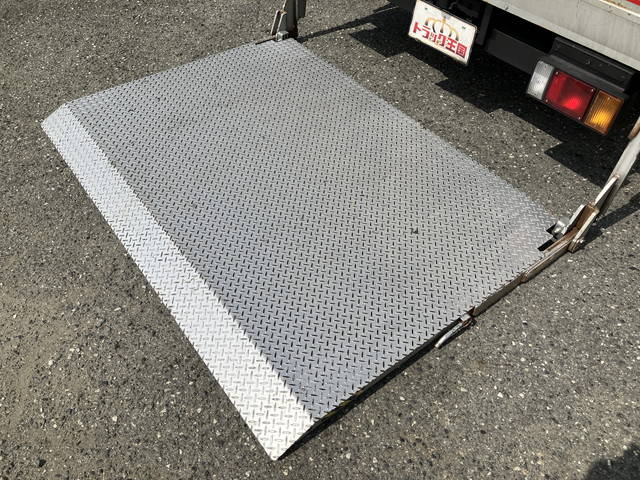 マツダタイタンアルミバン小型（2t・3t）[写真20]
