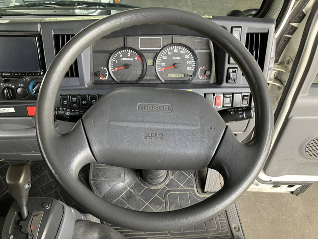 マツダタイタンアルミバン小型（2t・3t）[写真32]