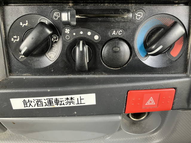 マツダタイタンアルミバン小型（2t・3t）[写真36]