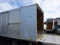 三菱ふそうキャンターアルミバン小型（2t・3t）[写真15]