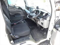 三菱ふそうキャンターアルミバン小型（2t・3t）[写真25]